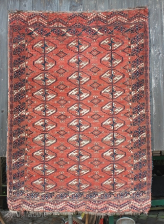 Arabaschi  Turkoman around 1900
good condition 
Size: 135x95 cm                        