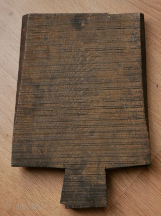 Tibet printing block, hand made, for printing textiles like flags. Wind horse in the middel. 18 x 26 cm.
please use www.beamol.nl contactform.           