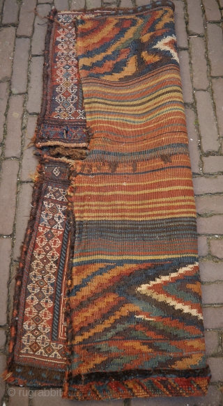 Bakhtiari double bag with kilim backside. The backside is as beautiful as the front. The bag might be made by a mother and daugther, one part is made by an experienced weaver,  ...