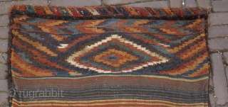 Bakhtiari double bag with kilim backside. The backside is as beautiful as the front. The bag might be made by a mother and daugther, one part is made by an experienced weaver,  ...