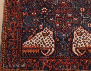 pretty rare Afshar bag face. The design of the blue-ground bag faces consists of four white stylised animals arranged around a central serrated diamond. The closure band is woven in sumakh technique.  ...