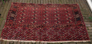 Tekke chuval, very fine weave, cloth like, 74 x 126 cm. Good condition with three small restaurations at the sides. No color run. please use contactform on www.beamol.nl     
