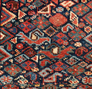 Khamseh or Luri bagface with birds and intersting upper border. 55 x 55 cm.
Please use contactform on beamol.nl