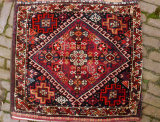 Wonderful Qashqai double bag, close to mint condition, with one small hole (see picture) 124 x 63 cm. you can also use contactform on www.beamol.nl        