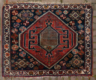 Qashqai bagface, nice colors, good condition. 72 x 57 cm.
please use contactform on beamol.nl