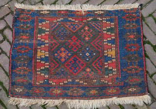 Jaf Kurd bagface, soft, shiny, beautiful colours, full pile, very good condition. 66 x 46 cm. please use contact form on www.beamol.nl
           