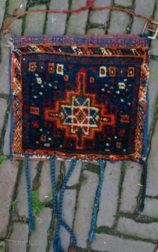Qashqai chanteh, 33 x 30 cm. 
please use contactform on beamol.nl                      