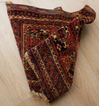 small Turkmen torba, Ersari? with güls, 100 x 34 cm.                       