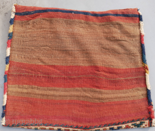 Khamseh bag, very nice one, good colours and excellent condition. 78 x 64 cm. Please use contactform on www.beamol.nl              