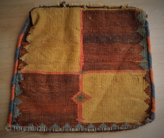 Qashqai bag, this one has it all! And something special: dated 1322 = 1904. probaly made for a special occasion or person. 
Mint condition, very nice kilim backside,natural colours, 52 x 48  ...