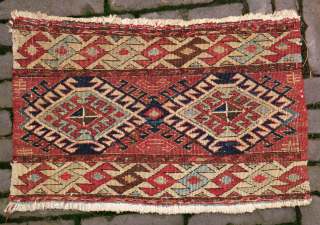 Sumac cicim Shahsavan panel, good colours, 33 x 52 cm. please use contactform on www.beamol.nl
                  