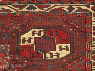 Yomud Tauk Nuska Main Carpet, saturated color, good spacing, super diamond minors with pearl ornament, salt and pepper back, cut and shut.           