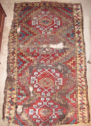 East Anatolian Kurdish Rug, fluffy pile, big knots, vibrant madder red, non-sulphonic natural green and blue. Nice variation on the Memling gul theme. There is a smart playfulness shown with the alternation  ...