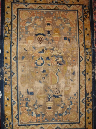 Chinese Ningxia Rug, Imagery of abundance, medallions with birds and fret-dragon corner pieces in keeping with the aesthetics of Qianlong era, (1735-1796). 4 blues with a light blue at the bottom of  ...