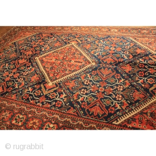 Old Sarough Mahal Iran Persia

90 Years Around 1920

Wool on Wool 100% Naturel Colors 

135 cm x 200 cm               