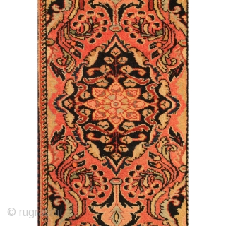Old Saruq Lillian 

100 % Naturel Colors Wool on Wool 

60 cm X 100 cm 

1900 around 100 Years 
             