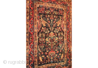 Old Persian Meshad Tree of Life 

100 % Naturel Colors Korkwool

122 cm x 82 cm

70 Years around 1940               