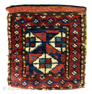 Cool "grid pattern" tiny Kurdish bag.  Size: 8" x 7".   Excellent full pile condition.   See http://mysite.verizon.net/ralimi/rugs for more info.         