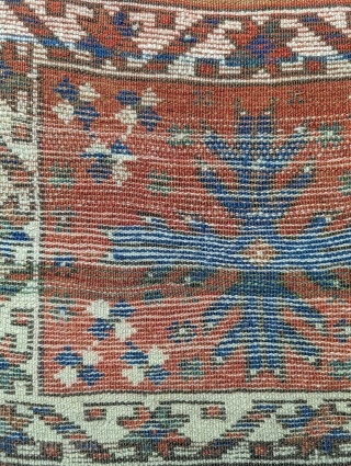 Anatolian Heybe face.  15" x 18".  Excellent full pile condition.  Good wool and color. Interestingly, all the colors of the pile are also used in the wefts: ivory, indigo,  ...