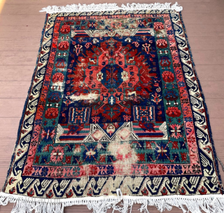Antique Kuba Zeichor rug, could date well back in the 19th C.  Size is 64 in. x 47 in. (163 cm x 120 cm)    Some of its features  ...