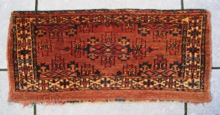 Antique Yomut Kepse gul torba from 2nd half 19th century. All natural colours, symmetrical knotting and in very good condition. One good old repair to left upper corner. Note: the white wool  ...