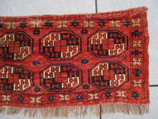 Antique CHODOR torba, cotton wefts and asymmetrically,open to the right knotted. Mid 19th c. Very good condition. It is a very,rare piece.
Sizes: 44 x 99 cm.       