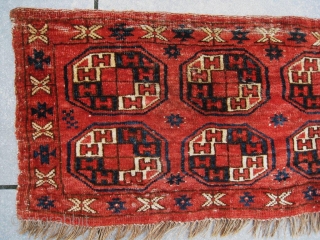 Antique CHODOR torba, cotton wefts and asymmetrically,open to the right knotted. Mid 19th c. Very good condition. It is a very,rare piece.
Sizes: 44 x 99 cm.       