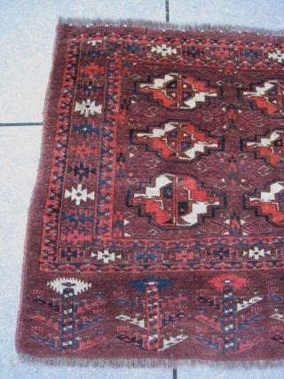 Fine 19th century Yomud group chuval ,or maybe Arabachi? in excellent condition, full pile, no damages and all natural colors. The piece shows in a violet-brown groundcolor nine magnificent orange-white chuval guls  ...