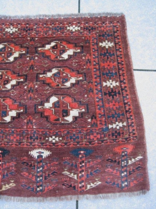 Fine 19th century Yomud group chuval ,or maybe Arabachi? in excellent condition, full pile, no damages and all natural colors. The piece shows in a violet-brown groundcolor nine magnificent orange-white chuval guls  ...