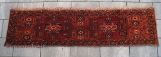 19th century late Salor wedding trapping, in excellent condition !! All natural colors, including the orange dye.
Size: 40 x 160 cm.   1.3 x 5.3 ft.  Its knot density is  ...