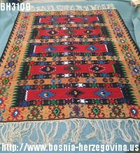 RUG, HANDMADE, COUNTRY OF ORIGIN: BOSNIA HERZEGOVINA (EUROPE)


This rug has been made by the hands of experience almost 30 years ago and was kept for the owner and completely NEW, excellent work,  ...