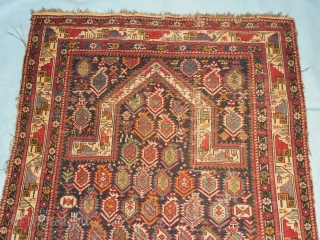 MARASALI SHIRVAN PRAYER RUG 

GOOD QUALITY AND AGE - AS FOUND ,WITH NO REPILING OR REPAIRS

REASONABLY PRICED  FOR AN OLD MARASALI IN DECENT  CONDITION
 
WITH  ALL GOOD DYES
  