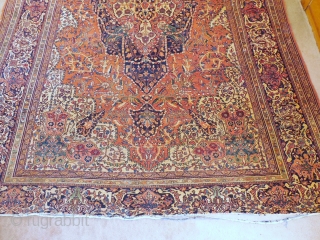 FEREHAN-FARAHAN-FEREGHAN CARPET.NEEDING SOME WORK , BUT SOLID

8ft 4in X 11ft 4in  FT .

ENDS REDUCED BY ABOUT 2 INCHES AND 2 SMALL HOLES.

NICE EVEN  PILE. GOOD  FOUNDATION. 

FINE CLASSIC DESIGN.

$1650$  ...