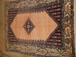 OLD DECORATIVE RUG .GOOD SIZE OF 5 X 6FEET . VERY GOOD PILE AND CONDITION 
HAS SOME ANIMALS HIDING IN THE BORDER
$650           