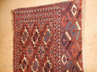 YOMUD - YOMUT WITH ARABATCHI SHRUBS IN THE SKIRT 

FULL PILE- NO REPAIRS

$650                    