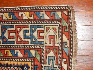 LOVELY OLD SHIRVAN - 45 X 60 INCH SIZE - ALL GOOD DYES AND EXCELLENT CONDITION WITH BOTH COMPLETE ENDS AS SHOWN - NICE OLD RUG WITH A GOOD YELLOW - NO  ...