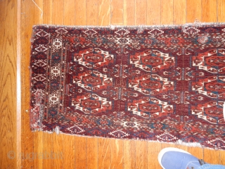 OLD TEKKE TORBA WITH FINE WEAVE AND SOME WEAR AND REPAIRED TEARS - NO REPILING

                  