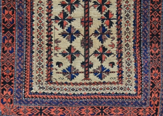 Baluch prayer-rug with natural camel-hair field depicting a stylised 'tree-of-life' in very good overall condition. 1.73 x 0.92m (5' 8" x 3' 0").          