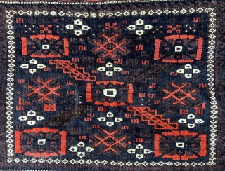 Baluch saddlebag-face in good overall condition.                           