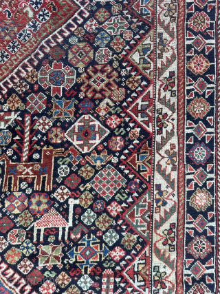 Exceptional Quashqai tribal rug in excellent condition. 160 x 280 

Features rare camel motifs, fine knotting, and beautifully preserved natural colors. A striking example of Quashqai craftsmanship value.     