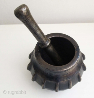 OTTOMAN Brass Mortar & Pestle. Late 18th C. Height of mortar 9.5 cms. Weight 2 kgs.                 