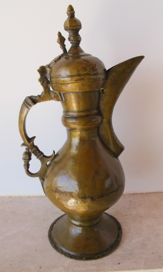 Brass Ewer. Environs of Bukhara. 19th C. H = 30 cms. Superb patina.                    