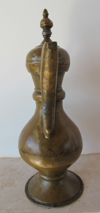 Brass Ewer. Environs of Bukhara. 19th C. H = 30 cms. Superb patina.                    