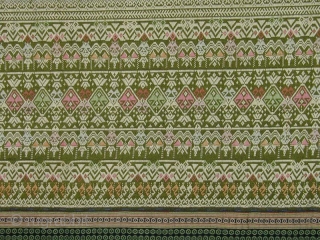 Woman's Ceremonial Skirt (Pha Sin). Tai Phuan people, Laplae, Uttaradit province, Thailand. Mid-20th c. Supplementary weft and warp weave. 170x99 cms.            