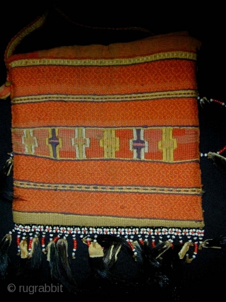 Timorese Betel-nut Bag (Aluk). Antoni people. Cotton flatweave and supplementary weft wrapping (Buna) with glass beads, bamboo, and horsehair. 16x15 cms. excl. strap. First half 20th c.      