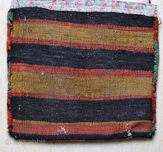 Attractive small chanteh from the village of Laadee, Azerbaijan, NW Persia. Early 20th c. 21 x 20 cm. All wool in weft-float brocade and original fabric secured ends. Good colors, excellent condition.  ...