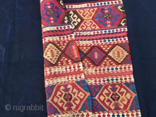 Wonderful antique natural color Sinanli bag face. Eastern Anatolia. Cm 69x73. See the fantastic cochineal, the lovely madder red & orange, the bright yellow, the deep indigo blue.....Great unusual thin weave in  ...