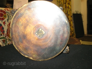 Beautiful, very rare Osmanli work of art.
Ottoman 19th century or earlier brass safertas or food container. Cm 17x23h. Heavily decorated. Really rare & wonderful. IN very good condition. Few similar examples found  ...