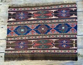 Beautiful & rare Eagle Shahsavan sumack mafrash end panel.
Cm 49x58.
End 19th, early 20th century, if not earlier.
With silk highlights.
In vey good condition.
Apply by DM and/or email carlokocman@gmail.com