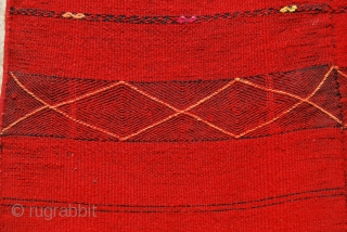 Textiles of Burma. This is a woman's wrap around skirt of the Southern Jingpho tribal group. Cm 147x85. This group, also called Chingpaw, lives mainly in Northern Burma, Kachin state and Sagaing  ...